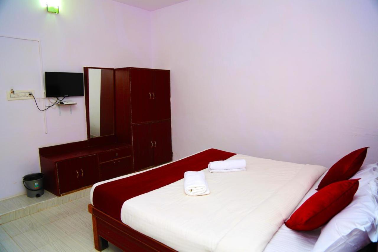 La Flora Beverly Hill Resort Madikeri Εξωτερικό φωτογραφία